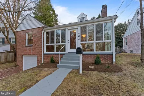 Exterior - 702 Dale Dr, Silver Spring, MD 20910 photo 3 of 12