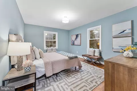 Bedroom - 702 Dale Dr, Silver Spring, MD 20910 photo 1 of 13