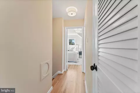 Entry Way - 3 Melbourne Ave, Silver Spring, MD 20901 photo 4 of 4