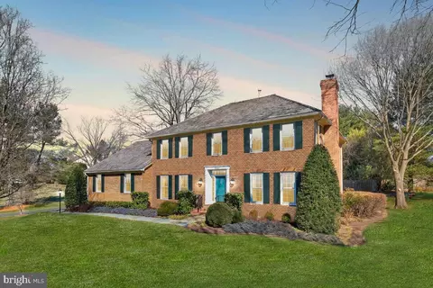 13005 Boswell Ct, Potomac, MD 20854