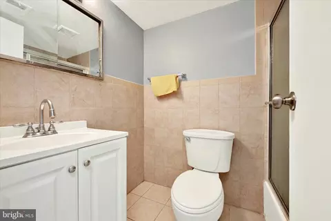 Bath - 3800 Bel Pre Rd #3800-7, Silver Spring, MD 20906 photo 1 of 2