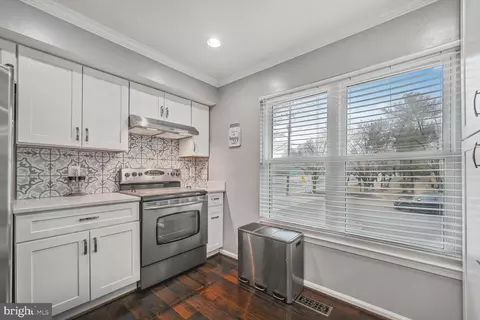 9101 September Ln, Silver Spring, MD 20901 photo 3
