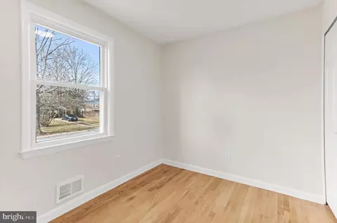 Bedroom - 13125 Fernedge Rd, Silver Spring, MD 20906 photo 6 of 10