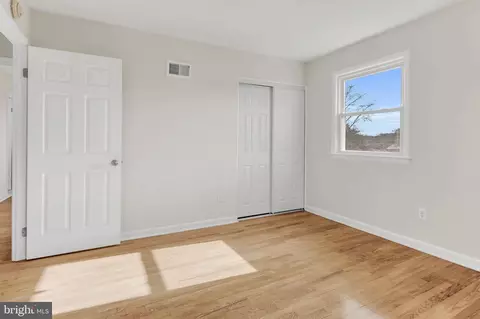 Bedroom - 13125 Fernedge Rd, Silver Spring, MD 20906 photo 4 of 10