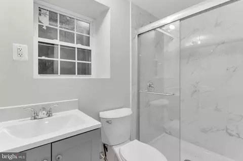 Bath - 13125 Fernedge Rd, Silver Spring, MD 20906 photo 9 of 9