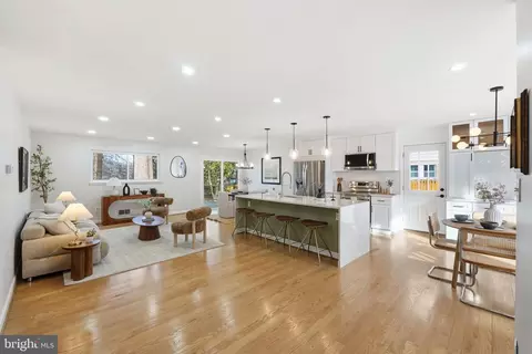 14109 Bauer Dr, Rockville, MD 20853
