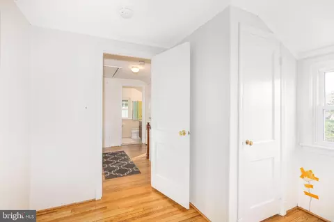 9823 Cahart Pl, Silver Spring, MD 20903 photo 37