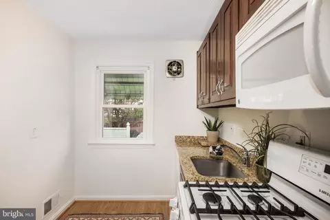 9823 Cahart Pl, Silver Spring, MD 20903 photo 21