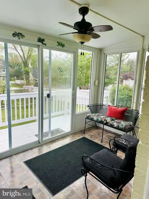 9823 Cahart Pl, Silver Spring, MD 20903 photo 14