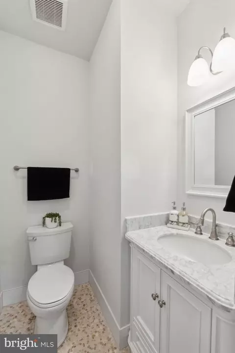 2605 Sagebrush Ter, Silver Spring, MD 20905 photo 27