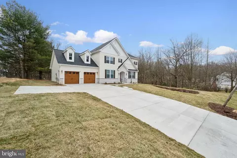 2605 Sagebrush Ter, Silver Spring, MD 20905 photo 3