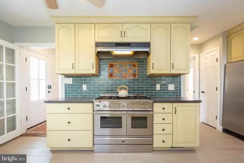 1213 Forest Glen Rd, Silver Spring, MD 20901 photo 24