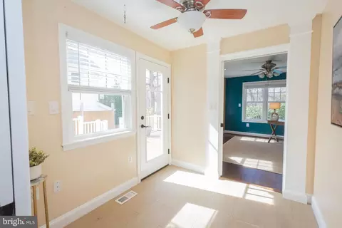 1213 Forest Glen Rd, Silver Spring, MD 20901 photo 16