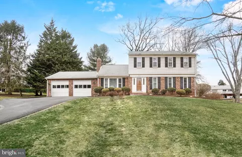 16708 Bethayres Rd, Derwood, MD 20855