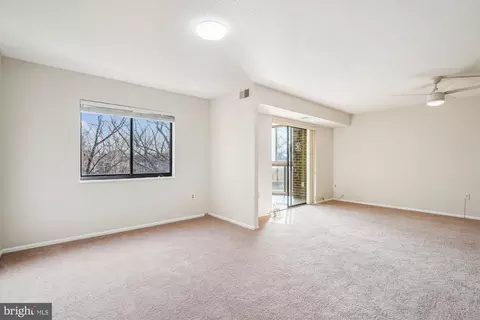 15100 Interlachen Dr #4-802, Silver Spring, MD 20906 photo 10