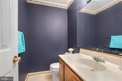 10 Sonata Ct, Silver Spring, MD 20901 photo 26