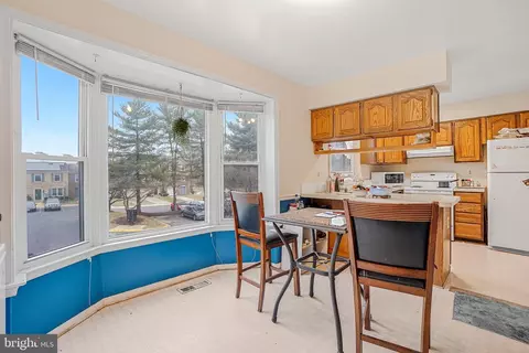 10 Sonata Ct, Silver Spring, MD 20901 photo 11