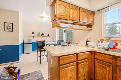10 Sonata Ct, Silver Spring, MD 20901 photo 13