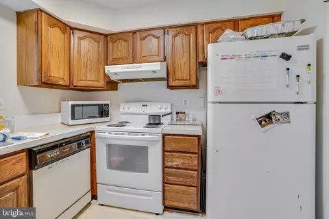 10 Sonata Ct, Silver Spring, MD 20901 photo 15