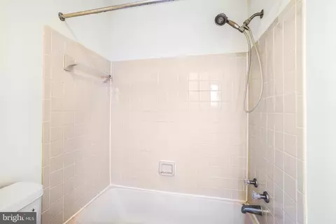 10 Sonata Ct, Silver Spring, MD 20901 photo 23