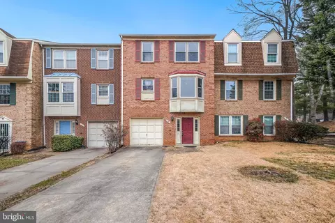 10 Sonata Ct, Silver Spring, MD 20901