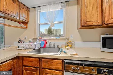 10 Sonata Ct, Silver Spring, MD 20901 photo 14