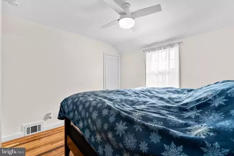 Bedroom - 2401 Hayden Dr, Silver Spring, MD 20902 photo 3 of 7