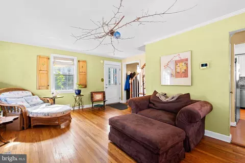 Entry Way - 2401 Hayden Dr, Silver Spring, MD 20902 photo 1 of 2