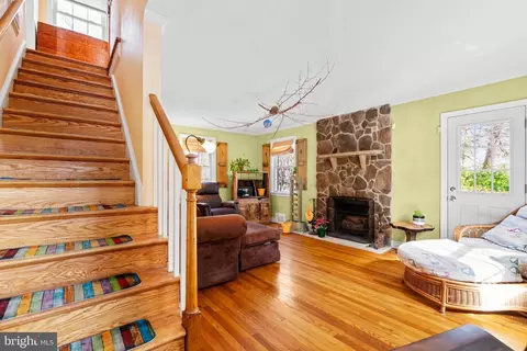 Other - 2401 Hayden Dr, Silver Spring, MD 20902 photo 2 of 13