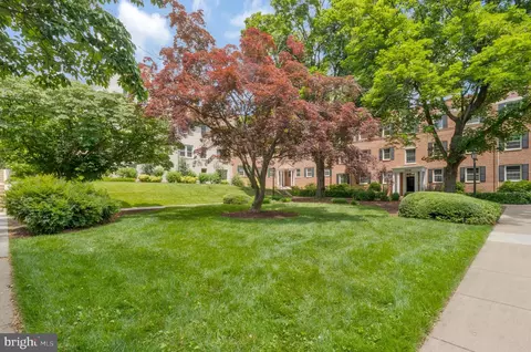 Exterior - 2234 Washington Ave #101, Silver Spring, MD 20910 photo 3 of 4