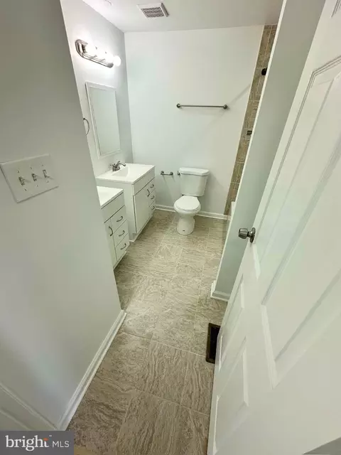 17025 Moss Side Ln #34, Olney, MD 20832 photo 27
