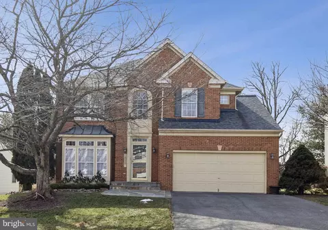 18005 Red Rocks Dr, Germantown, MD 20874
