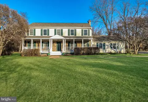 13321 Glen Mill Rd, Rockville, MD 20850