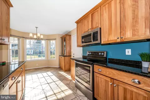 Kitchen - 19805 Spurrier Ave, Poolesville, MD 20837 photo 4 of 5