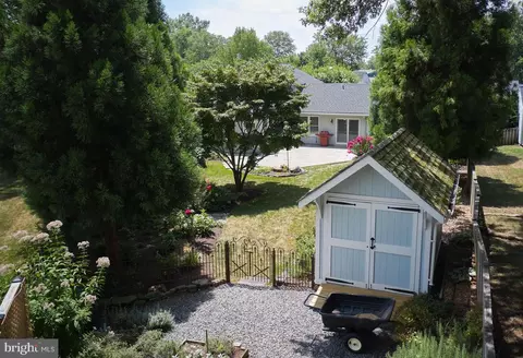 Exterior - 19805 Spurrier Ave, Poolesville, MD 20837 photo 22 of 24
