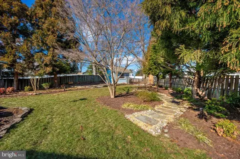 Exterior - 19805 Spurrier Ave, Poolesville, MD 20837 photo 6 of 24