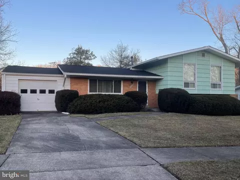 13708 Lionel Ln, Rockville, MD 20853