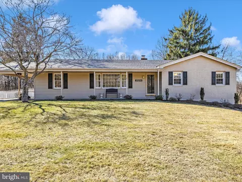 25204 Frederick Rd, Clarksburg, MD 20871