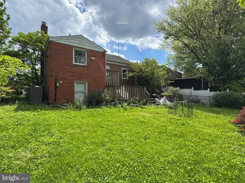 1615 Dublin Dr, Silver Spring, MD 20902 photo 9