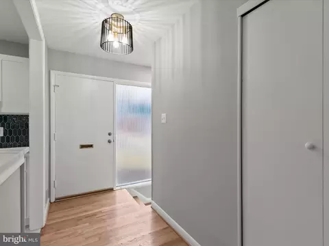 9748 Hedin Dr, Silver Spring, MD 20903 photo 11