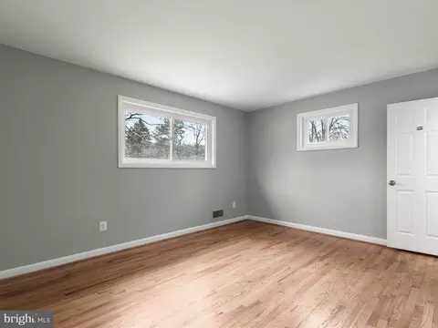 9748 Hedin Dr, Silver Spring, MD 20903 photo 23