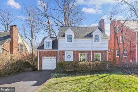 4208 E West Hwy, Chevy Chase, MD 20815