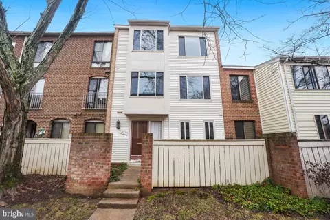 21 Brassie Ct, Montgomery Village, MD 20886