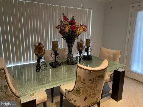 Dining - 2802 Clear Shot Dr #4-36, Silver Spring, MD 20906 photo 2 of 2