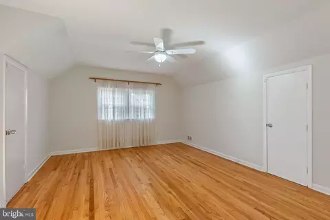 8800 2nd Ave, Silver Spring, MD 20910 photo 21