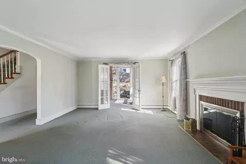 Living - 14 Park Valley Rd, Silver Spring, MD 20910 photo 1 of 5