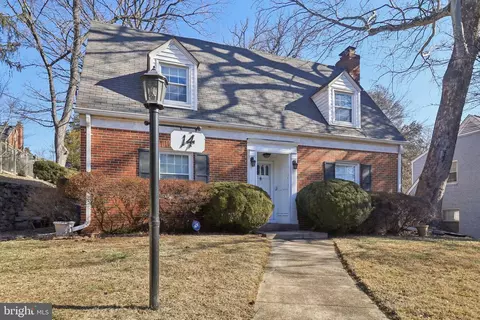 Exterior - 14 Park Valley Rd, Silver Spring, MD 20910 photo 3 of 13