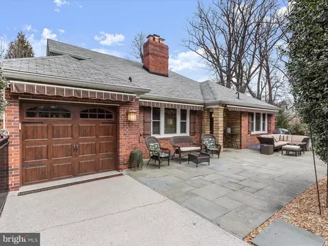 4 Spring Hill Ct, Chevy Chase, MD 20815