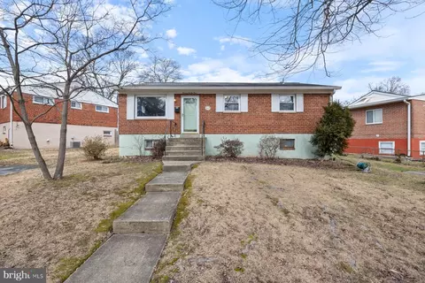 11224 Ashley Dr, Rockville, MD 20852