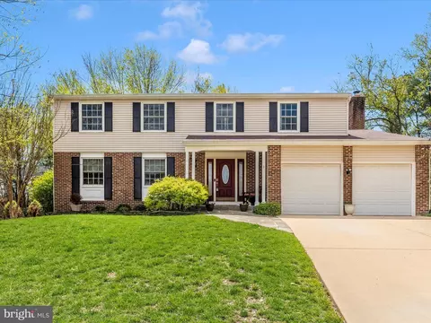 7700 Epsilon Dr, Derwood, MD 20855